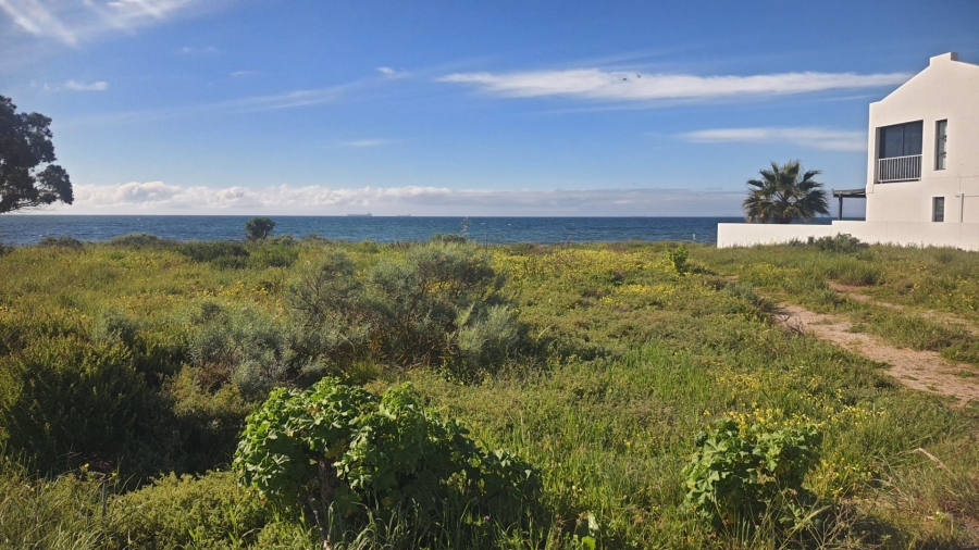  Bedroom Property for Sale in Sandy Point Beach Estate Western Cape